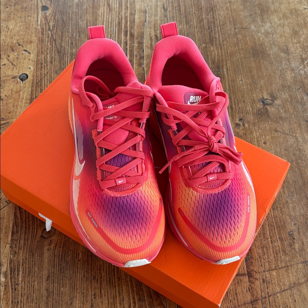 Brand new Nike Vomero